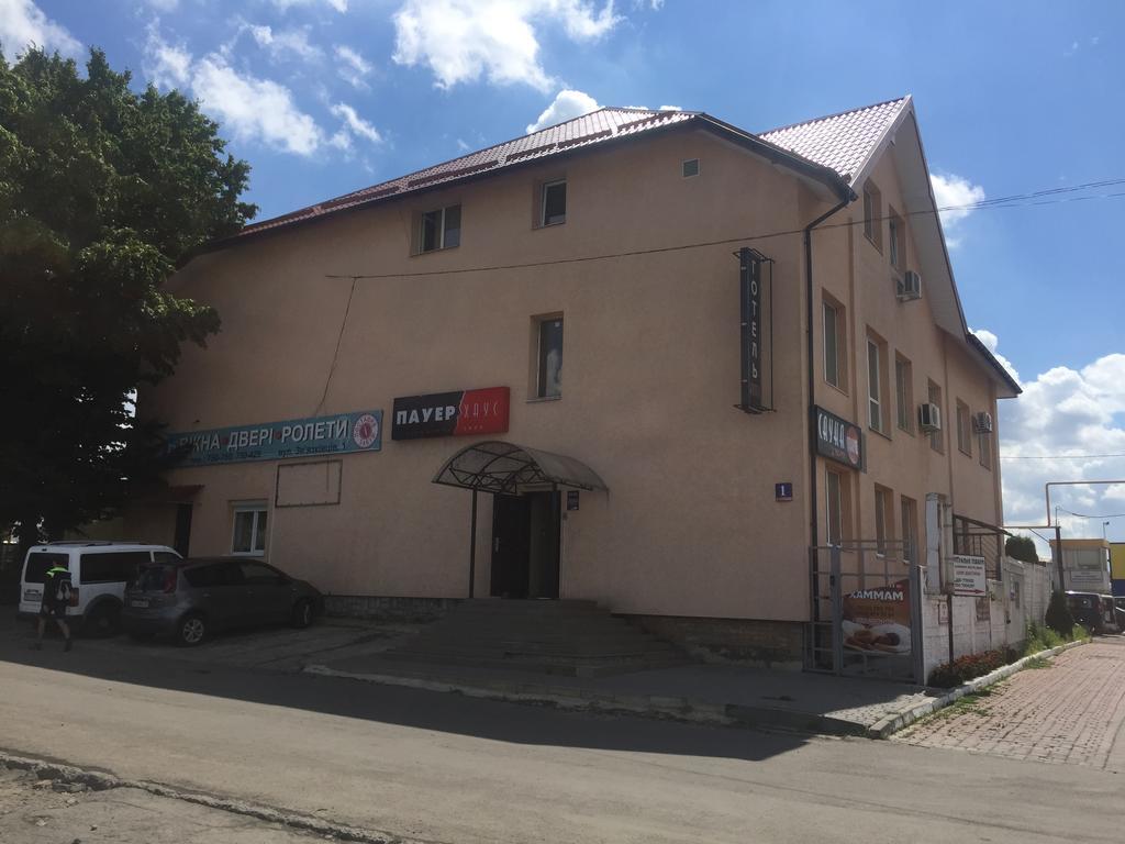 Power House Hotel Lutsʼk Exterior foto